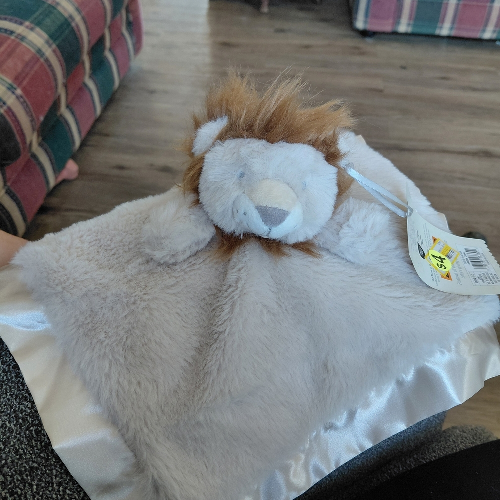 Plush Lion Security Blanket